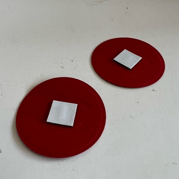 Chanel x2 From the Chanel boutique red and gold box/gift decorations - Picture 4 of 6